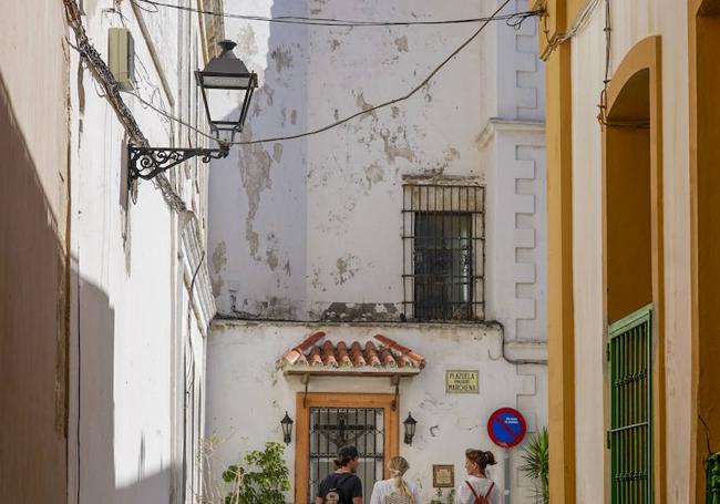 Casco antiguo. Hay todo un laberinto de calles angostas por recorrer en esta villa gaditana.