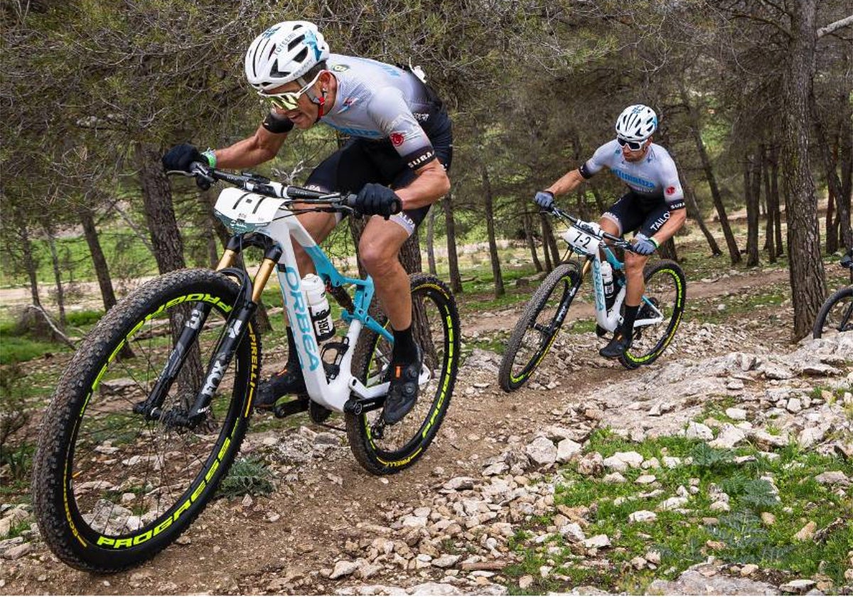 Roberto Bou y Miguel Muñoz, en una prueba esta temporada.