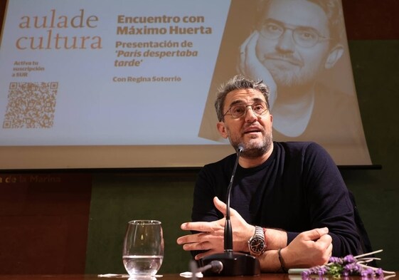 Máximo Huerta, en el salón de Actos de Unicaja, durante la presentación de su nuevo libro .