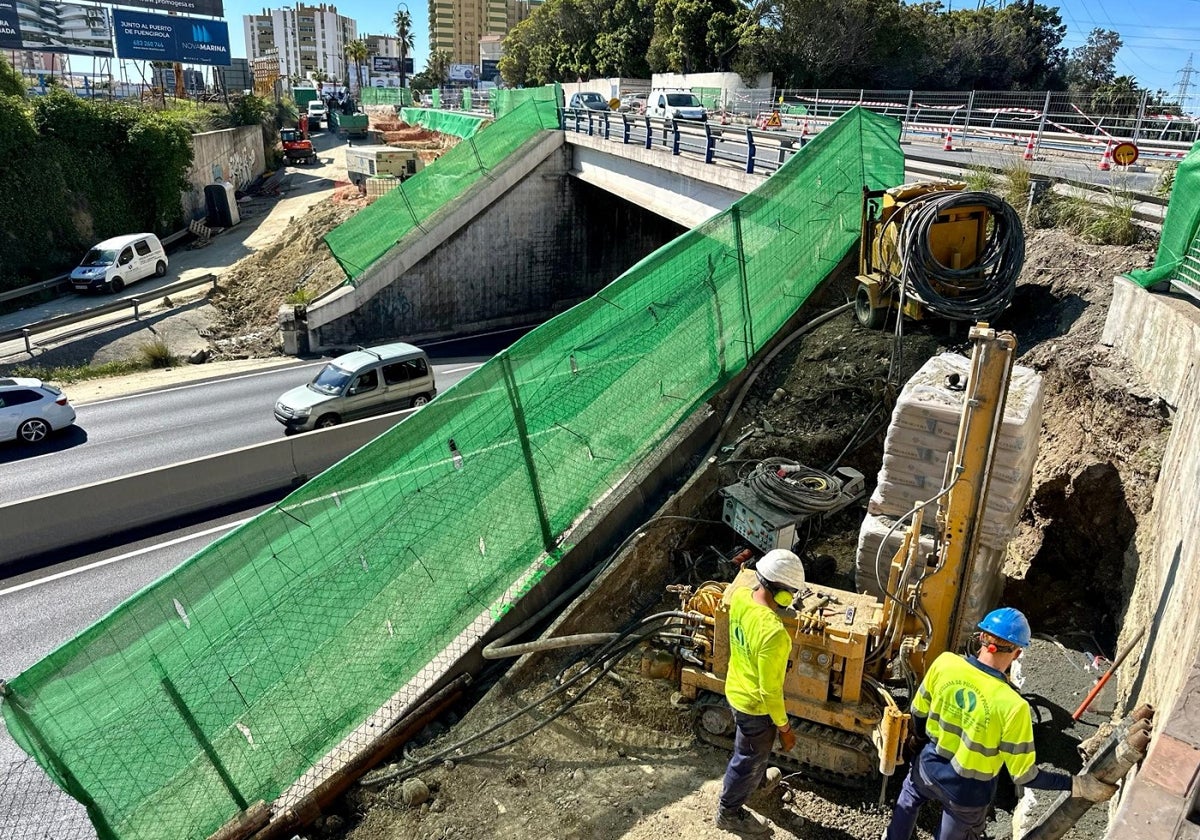 Avanzan las obras para mejorar la conexión peatonal con la zona norte de Fuengirola