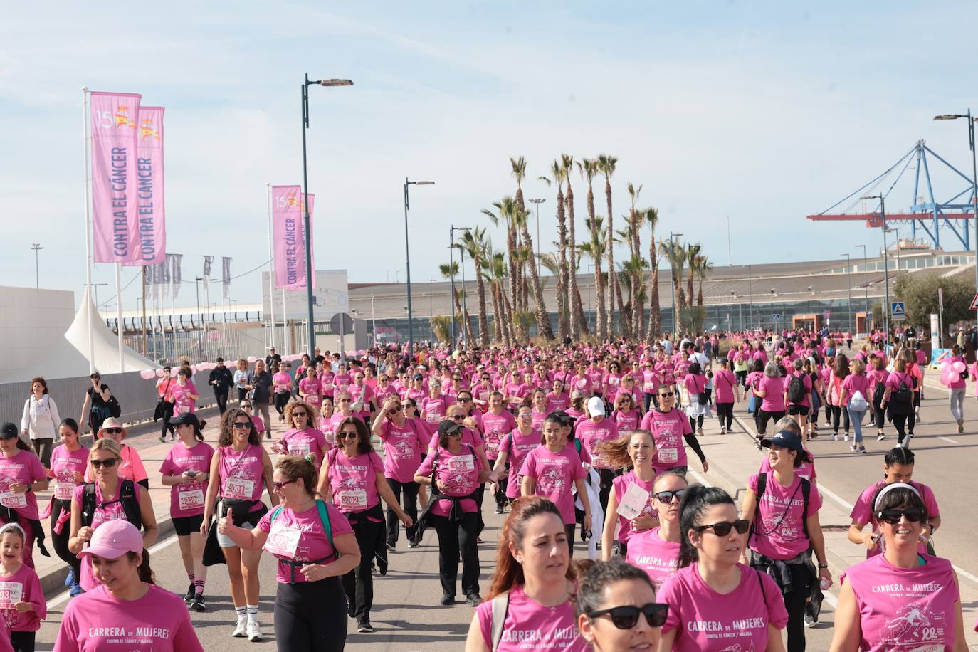 Las mejores imágenes de la Carrera de la Mujer Málaga 2024