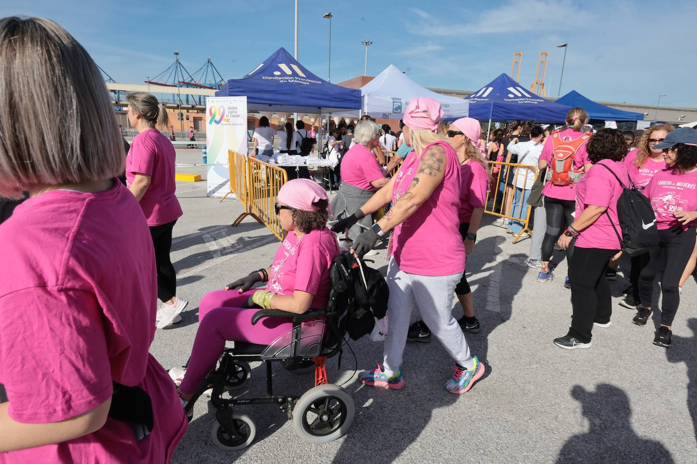 Las mejores imágenes de la Carrera de la Mujer Málaga 2024