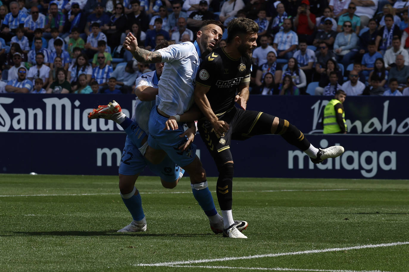 Las mejores imágenes del Málaga-Intercity de Primera RFEF