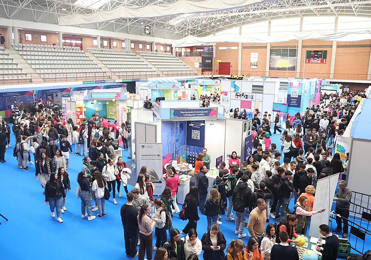 Visión general del Complejo Universitario durante las jornadas.