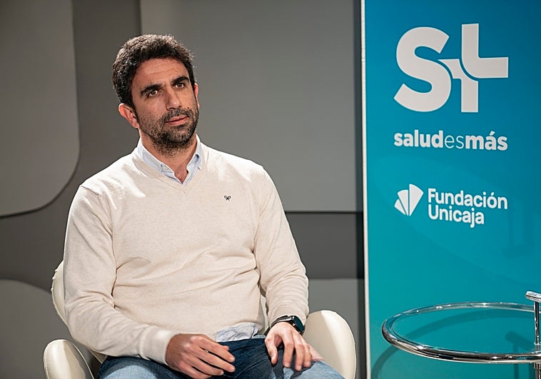 Cristofalo sostiene que el estigma de usar audífonos está desapareciendo
