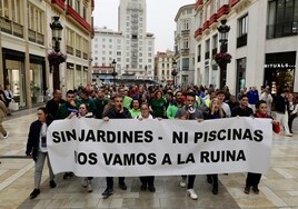 Participantes en la manifestación celebrada este jueves en el centro de Málaga.