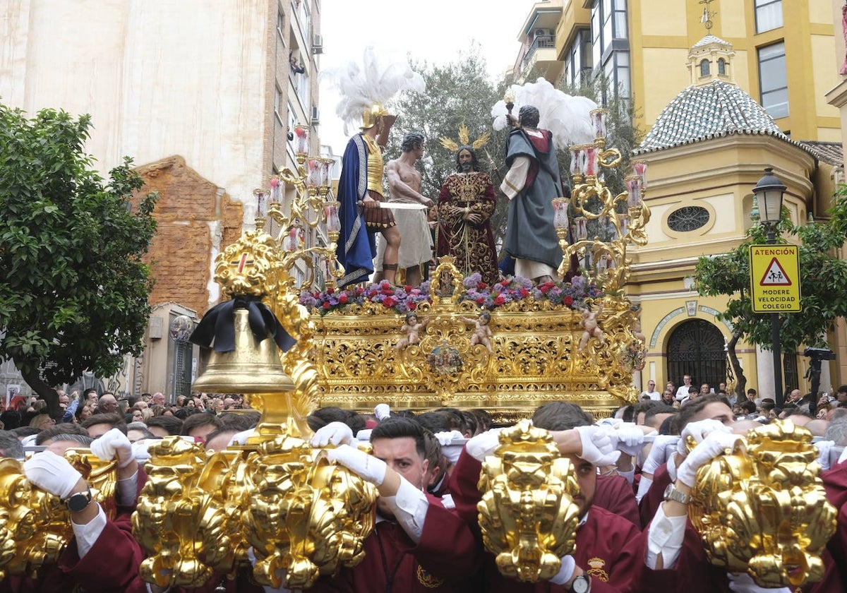 Jesús del Rescate, en su salida procesional del Martes Santo.