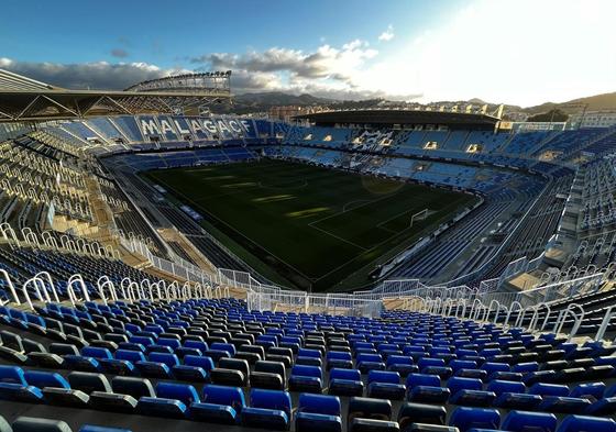 Panorámica del estadio de La Rosaleda donde juega sus partidos como local el Málaga.