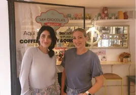 Rocío Bonilla e Inés Ledesma, en el nuevo local de Los Boliches.