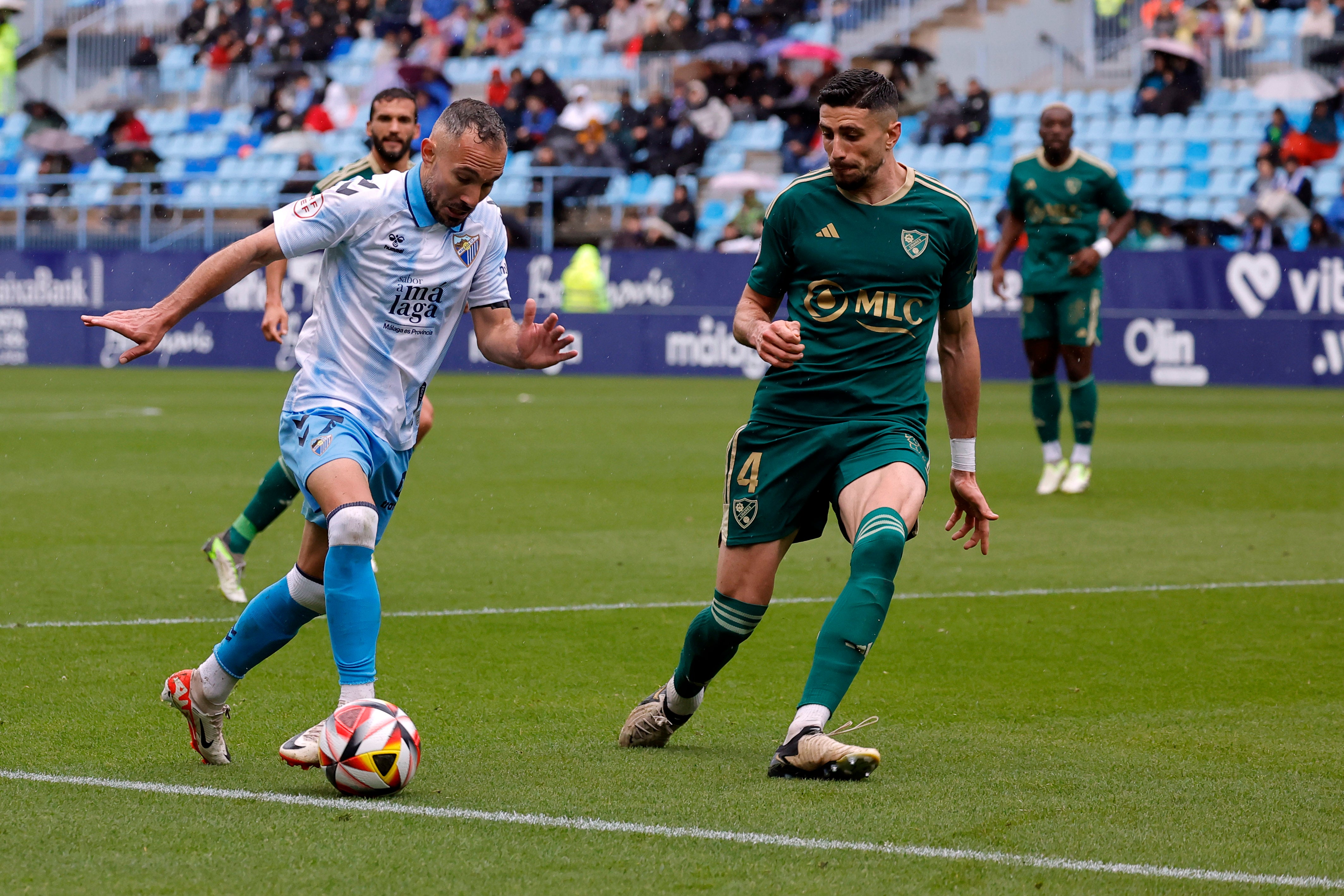 El Málaga-Linares, en fotos