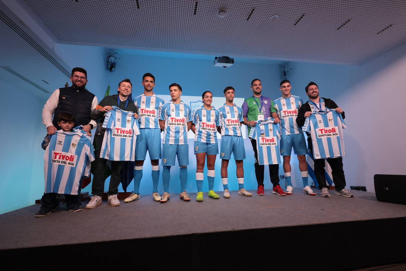 Presentación de la camiseta del Málaga para su 120 aniversario