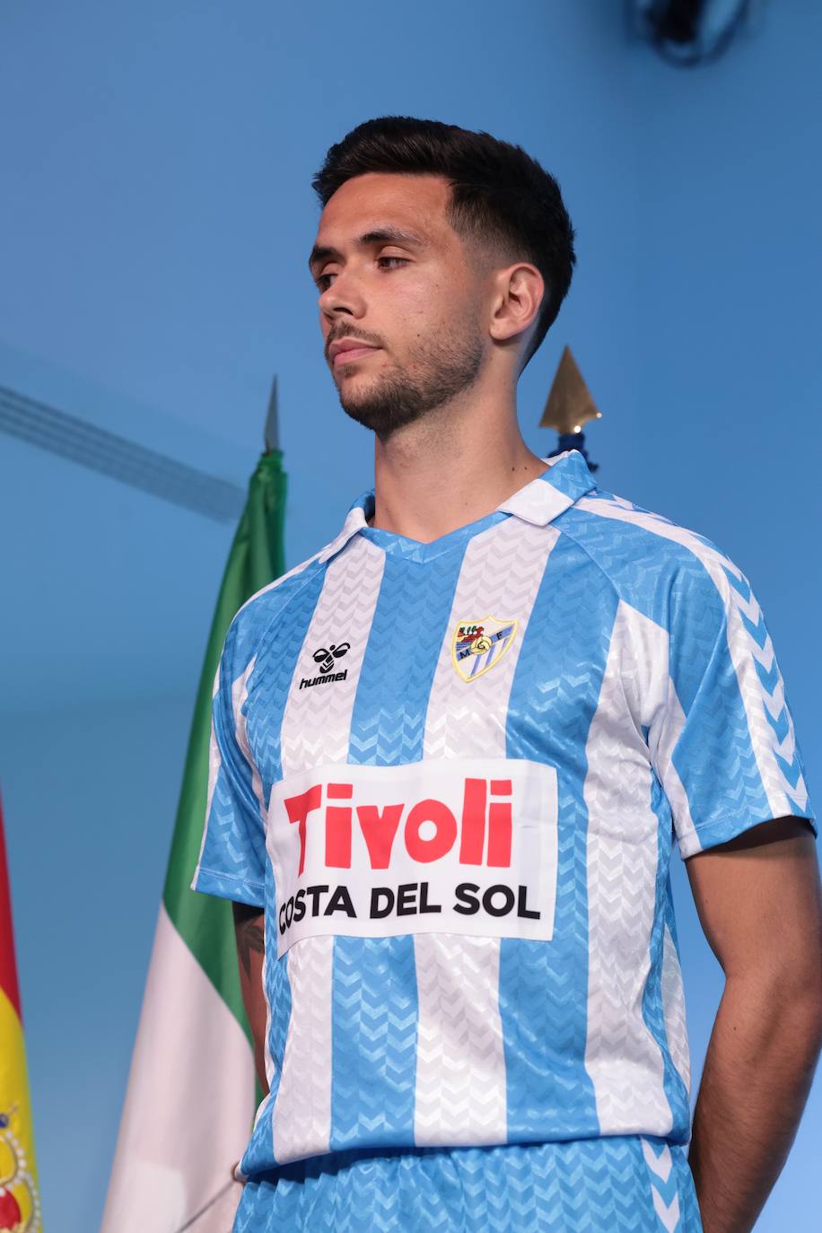 Presentación de la camiseta del Málaga para su 120 aniversario