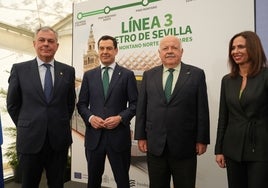 El presidente de la Junta, Juanma Moreno, en el acto del inicio de obras de la nueva línea de metro de Sevilla.