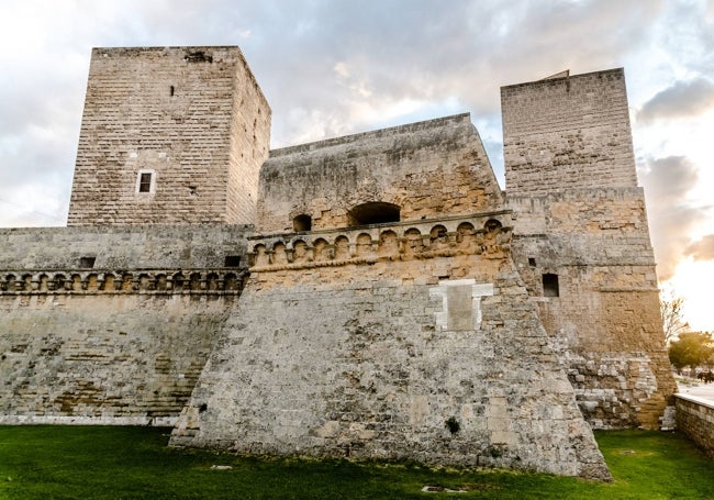 Vista del Castello Svevo di Bari.