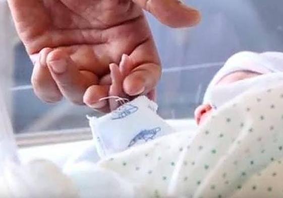 La Junta concede una ayuda de 600 euros a partir del tercer hijo y otras cuantías por partos múltiples