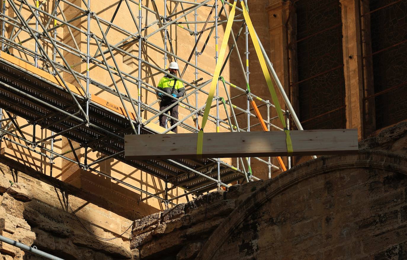 Málaga retoma la obra de su Catedral