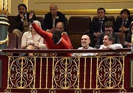 El impulsor de la ILP Agustín Nur, durante una sesión plenaria en el Congreso esta semana.