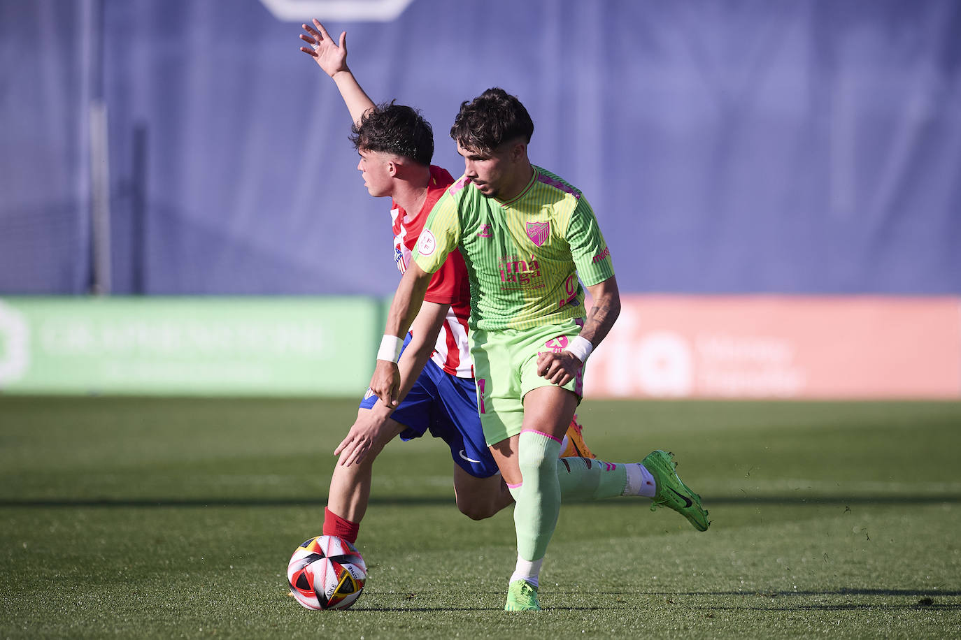 El Atlético de Madrid B- Málaga, en imágenes