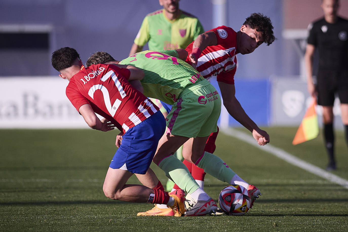 El Atlético de Madrid B- Málaga, en imágenes