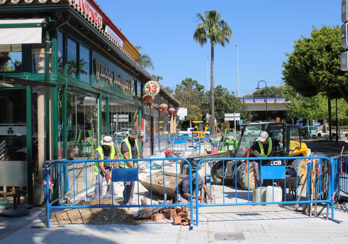 Plan de choque para el arreglo de acerado en Mijas