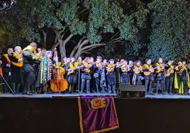 Los miembros de la tuna, en la celebración en la Facultad de Medicina.