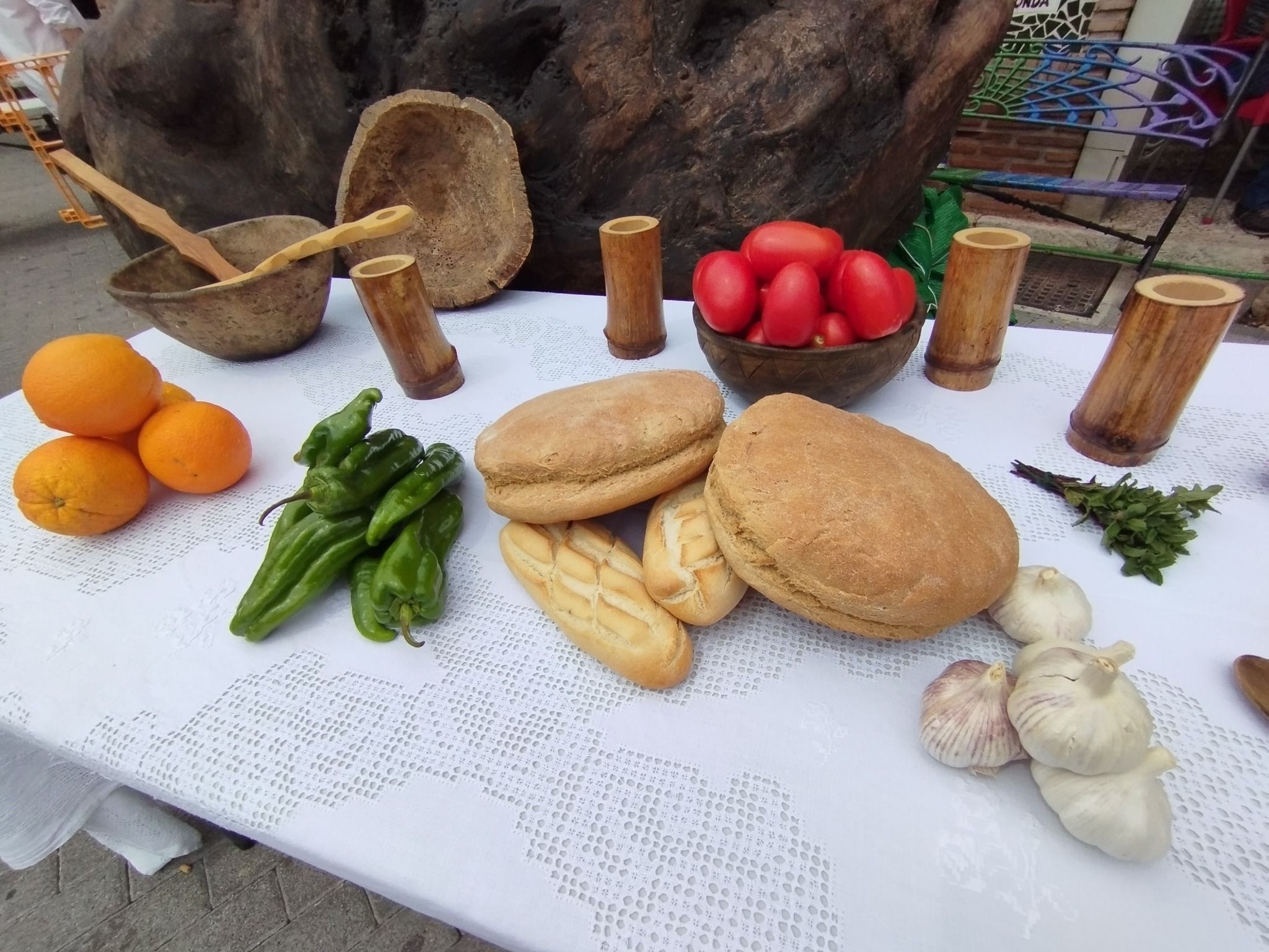 Principales ingredientes usados para esta receta de sopa del caldo 'poncima'.