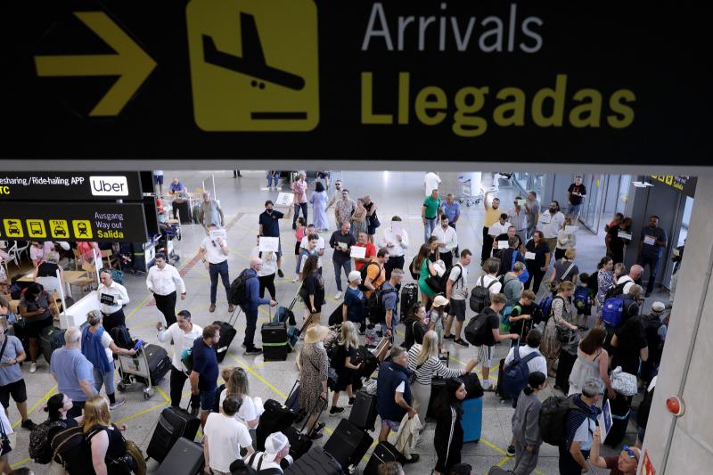 Imagen de archivo de la terminal de llegadas en el aeropuerto de Málaga.