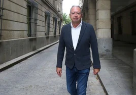 El exdirector de Trabajo de la Junta con el PSOE Daniel Rivera.