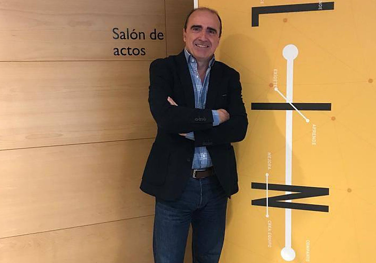 Antonio Peñafiel, en el edificio de 'Link By UMA'.
