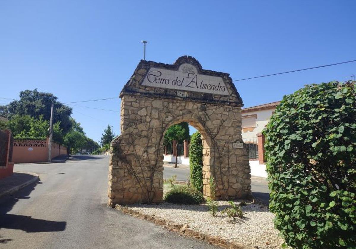Vecinos y el Ayuntamiento de Ronda renovarán el sistema de abastecimiento de agua del Cerro del Almendro