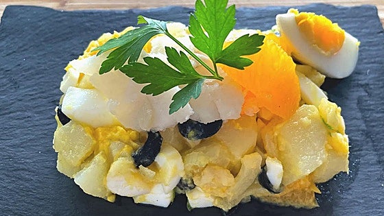 Así se hace una ensalada malagueña perfecta