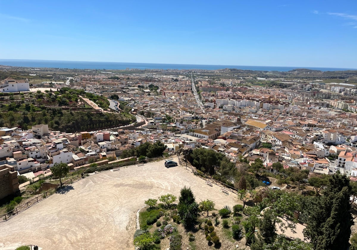 Vista panorámica del casco urbano veleño desde la torre del Homenaje de La Fortaleza.