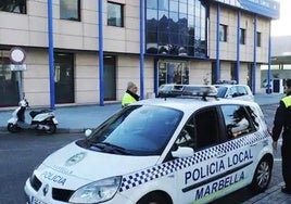 Dos detenidos por pegar a los policías que les pidieron que bajasen la música en Marbella