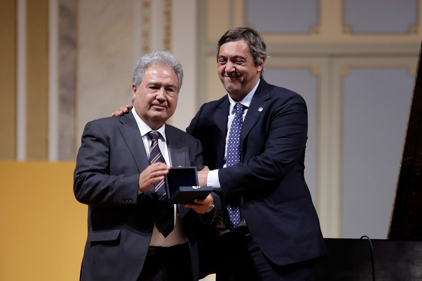 El Ateneo de Málaga entrega sus Medallas de Oro