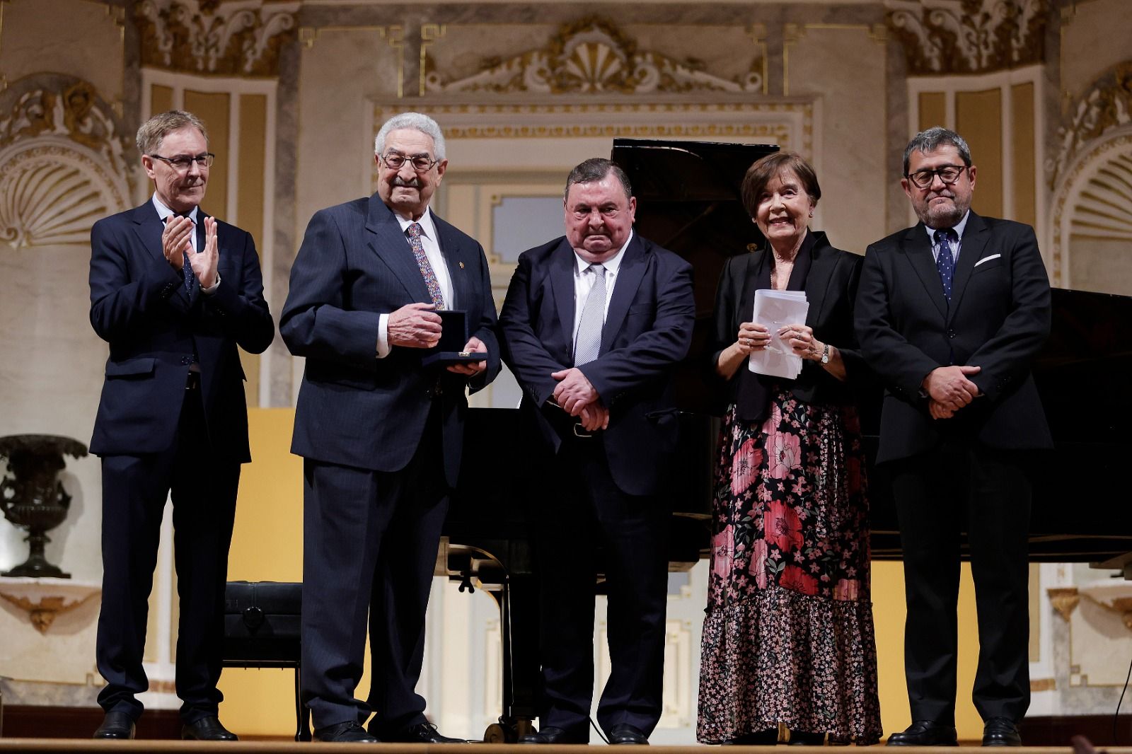 El Ateneo de Málaga entrega sus Medallas de Oro