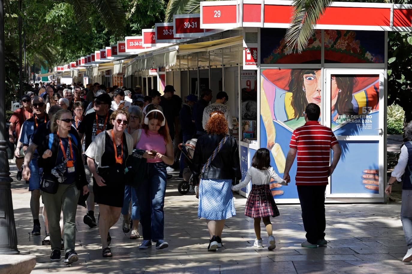 Jornada del sábado en la Feria del Libro de Málaga en el parque