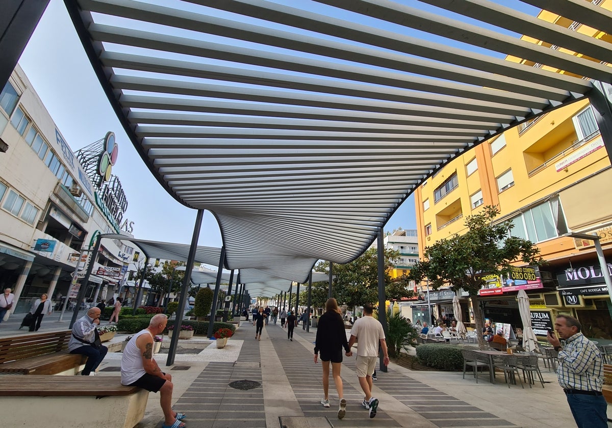 La plaza Costa del Sol, en el corazón comercial de Torremolinos.