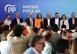 Dirigentes del PP en la clausura de la Intermunicipal de Málaga.