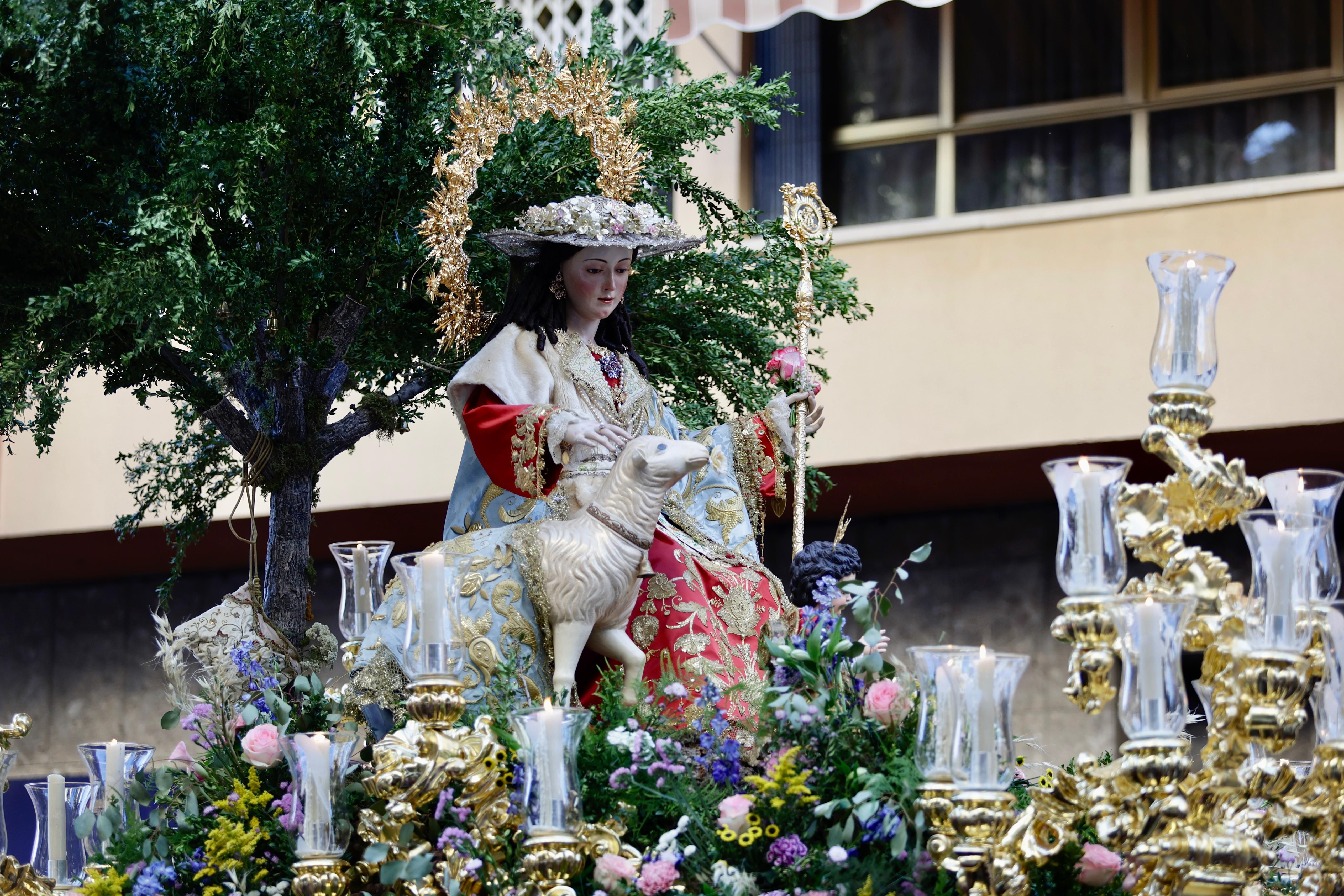 La procesión de la Divina Pastora, en imágenes