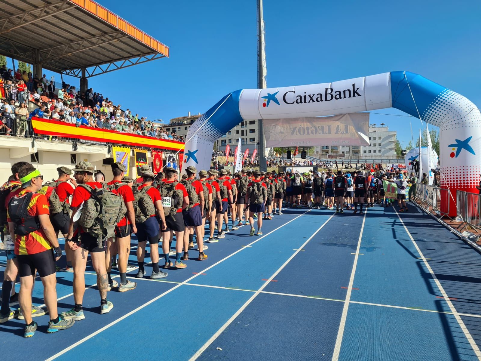 La carrera de los 101 kilómetros de la Legión en Ronda, en imágenes