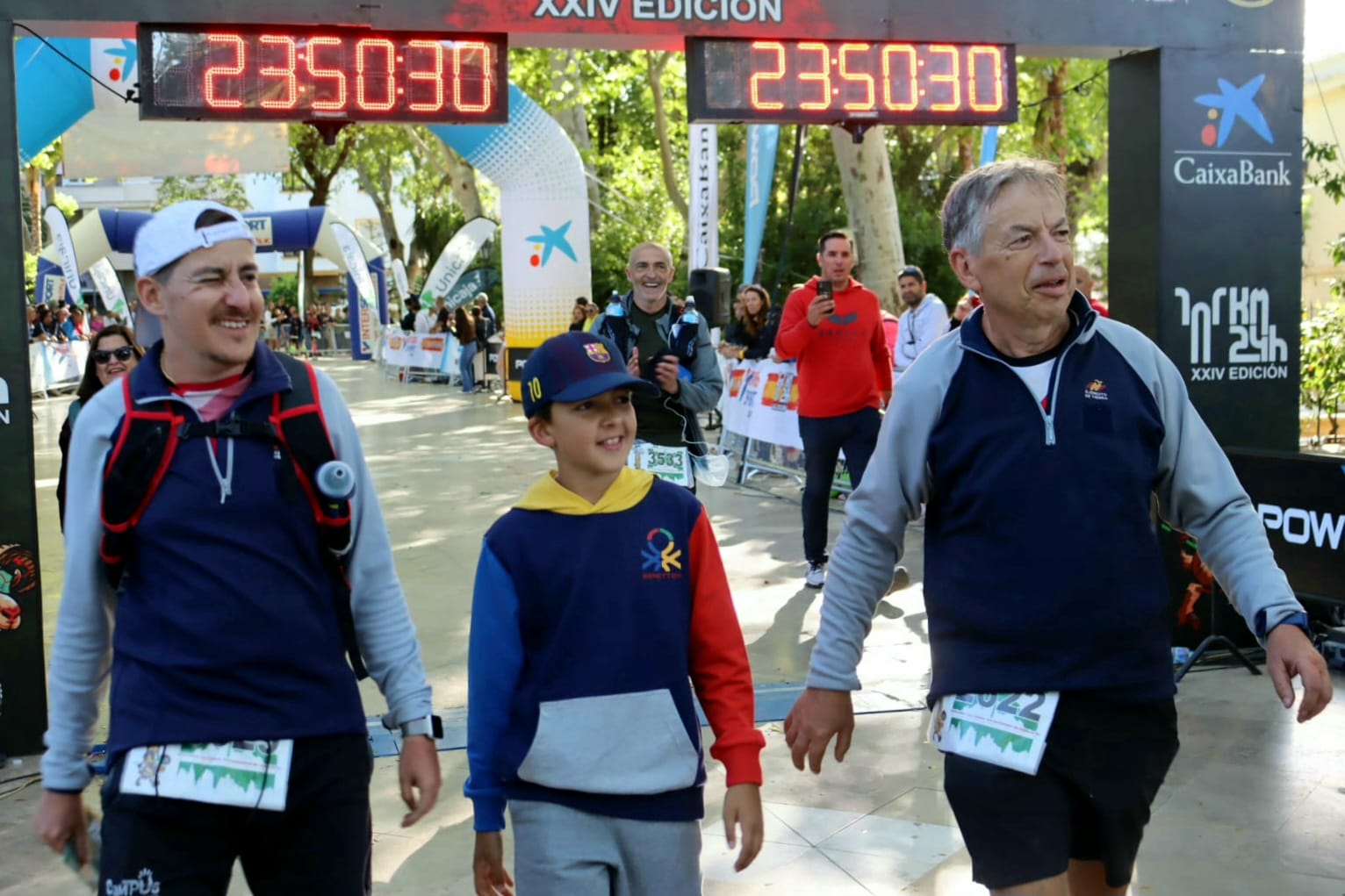 La carrera de los 101 kilómetros de la Legión en Ronda, en imágenes