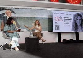Silvia Congost, esta tarde en la charla junto a la periodista Rossel Aparicio.