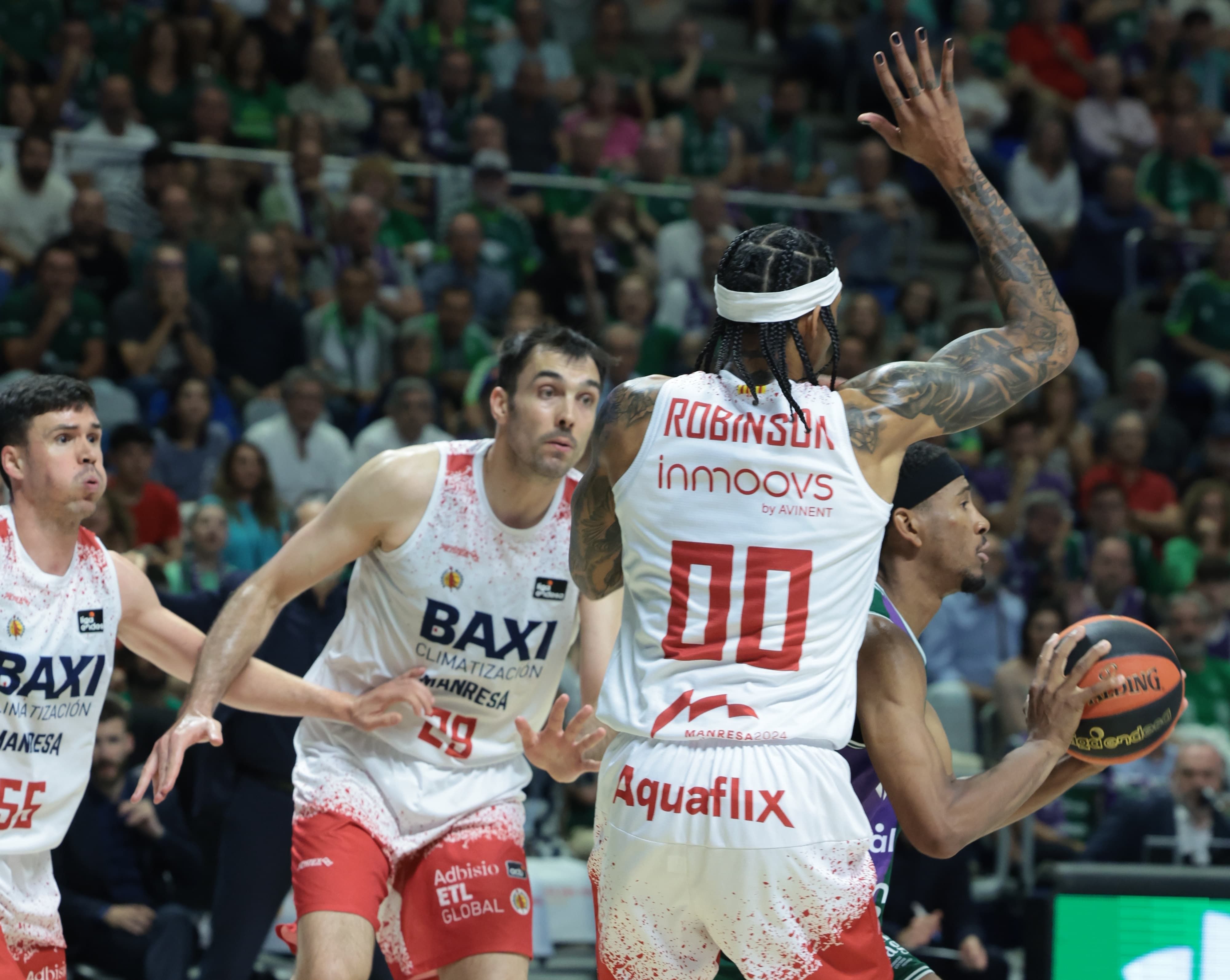 El Unicaja-Baxi Manresa del primer partido de cuartos de final, en imágenes