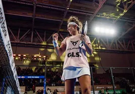 Bea González, imparable, levanta su cuarto título consecutivo junto a Delfi Brea