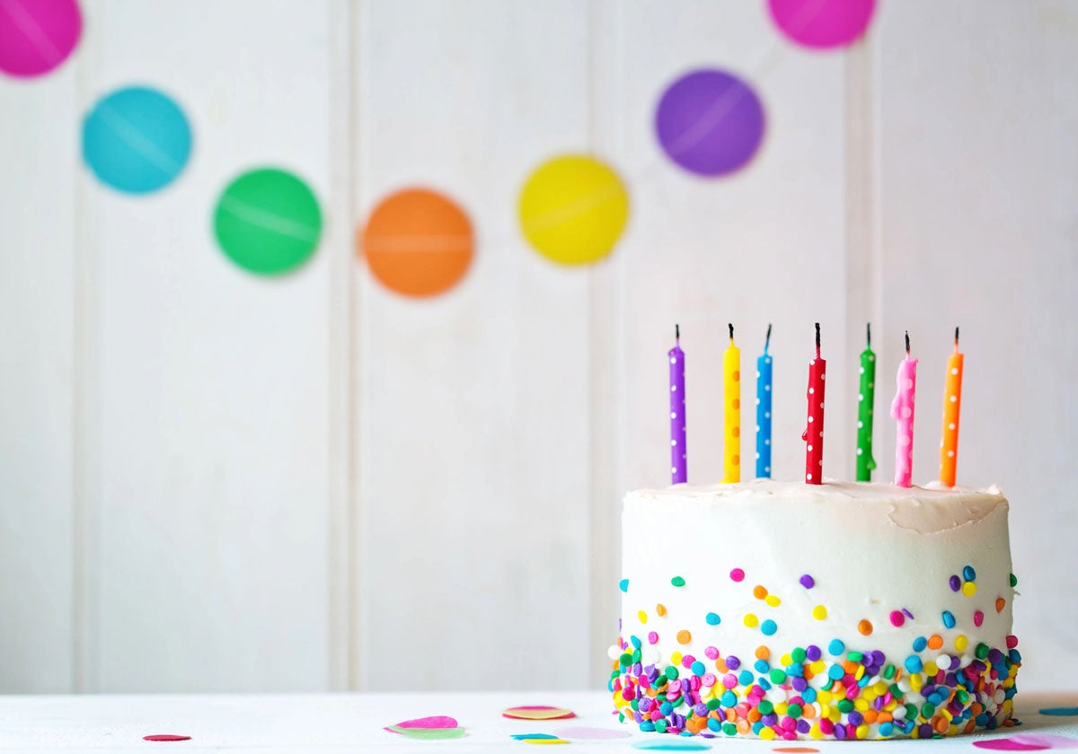 ¿Qué figuras históricas, artistas, intelectuales, celebridades sociales nacieron un 26 de mayo?