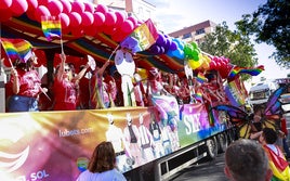 'SIX' volverá a reivindicar con su carroza en el Pride de Torremolinos.