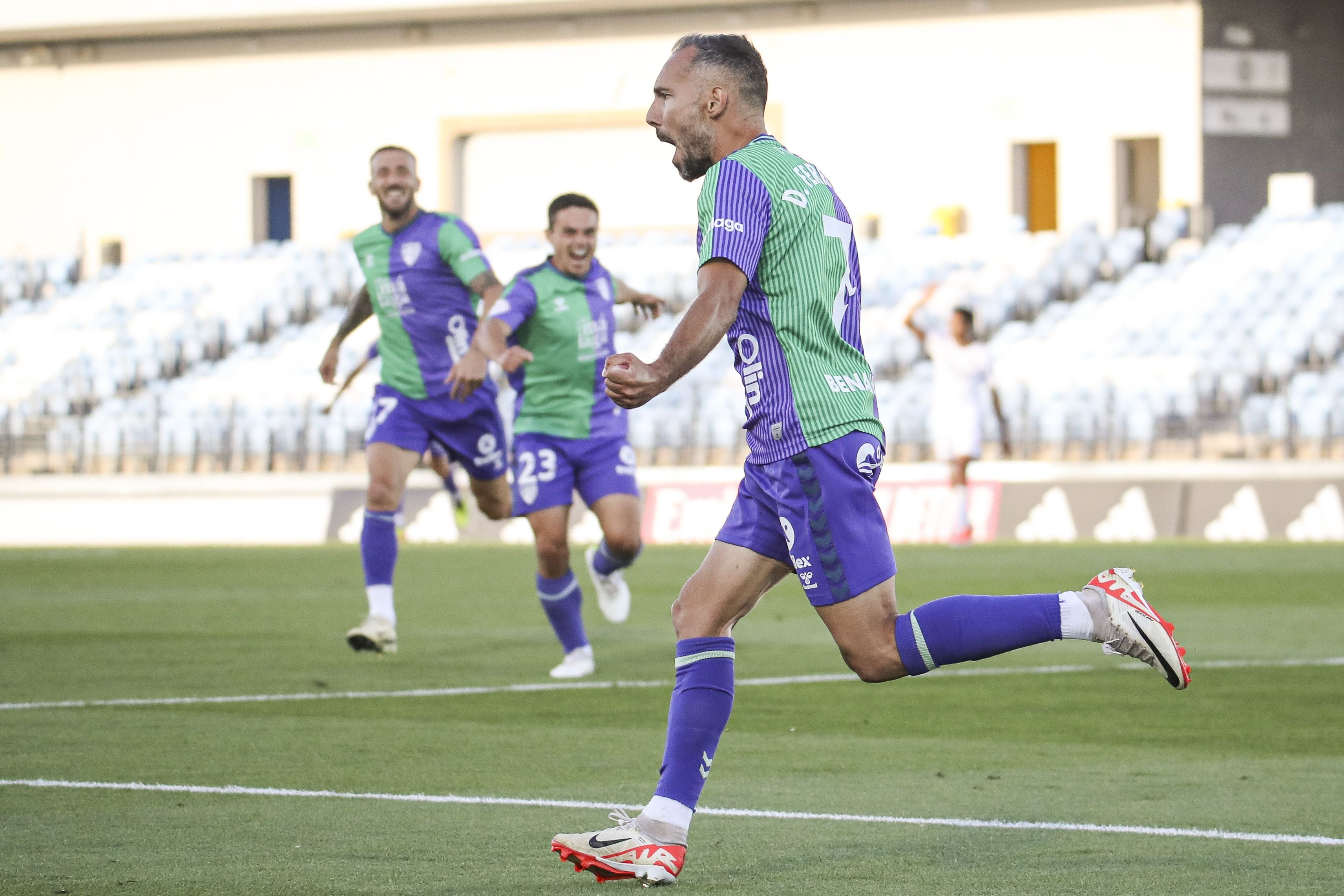 El Real Madrid Castilla-Málaga, en imágenes