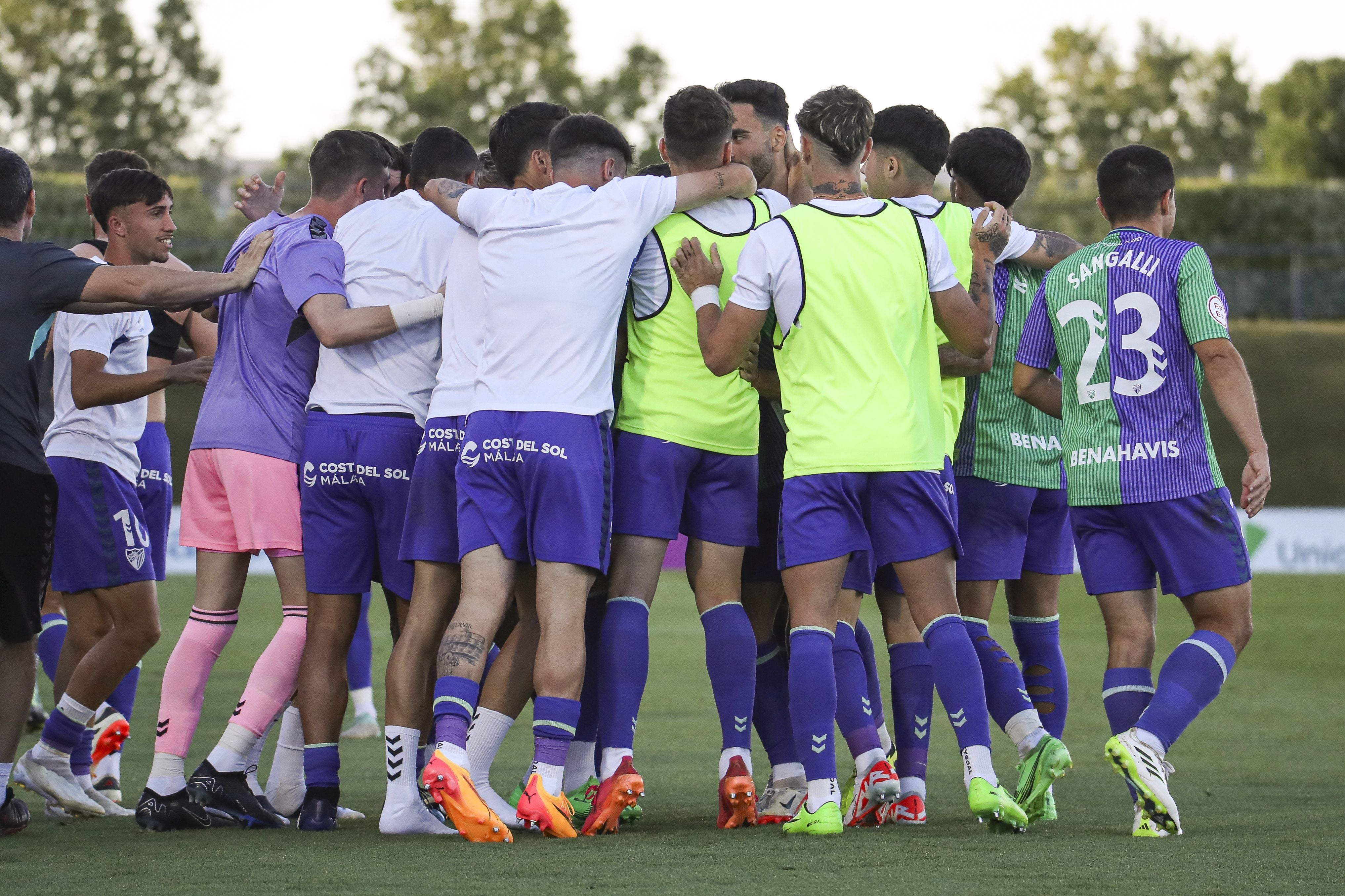 El Real Madrid Castilla-Málaga, en imágenes