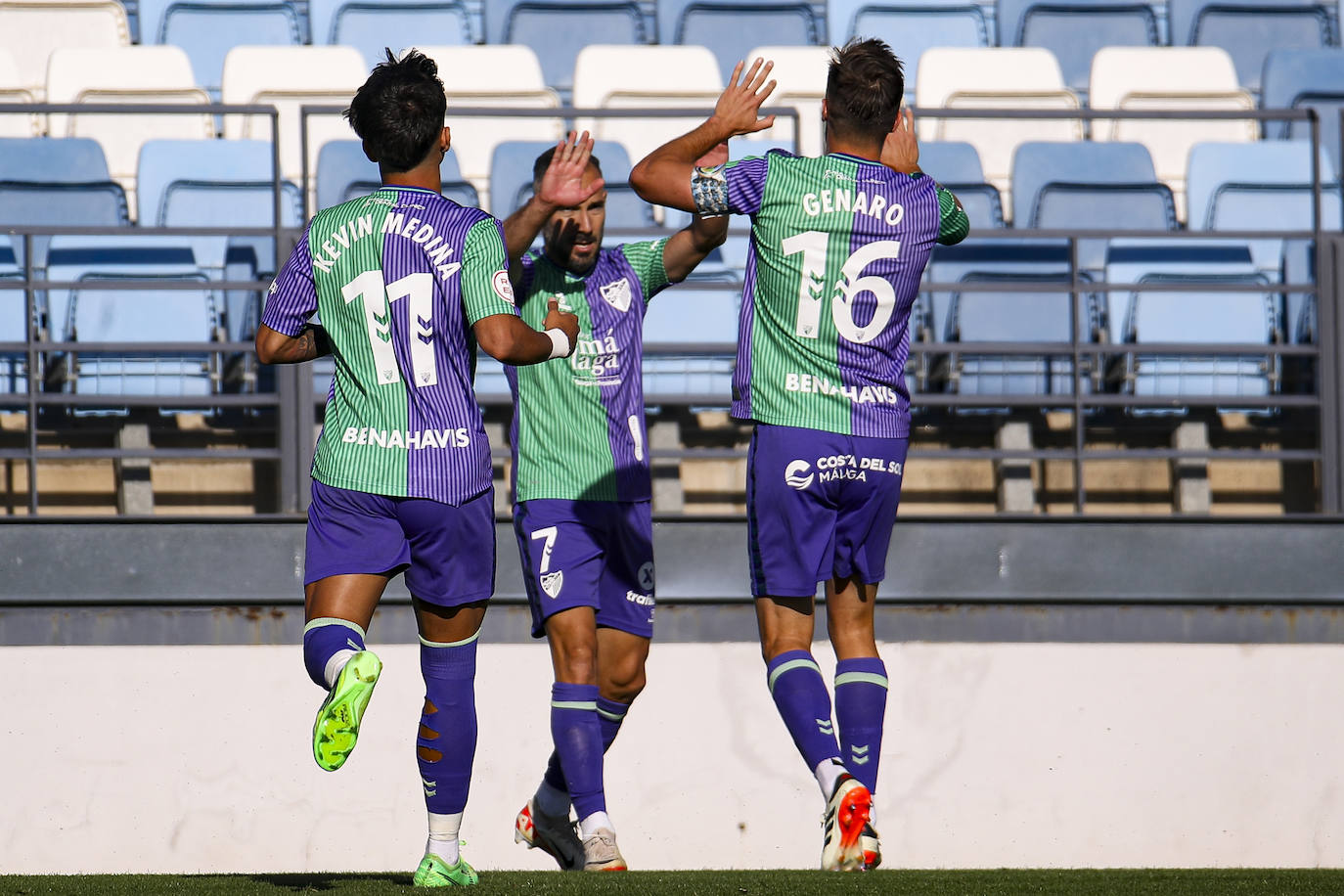 El Real Madrid Castilla-Málaga, en imágenes