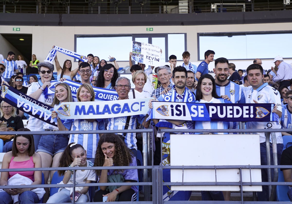 Aficionados del Málaga, el sábado en el choque contra el Castilla.